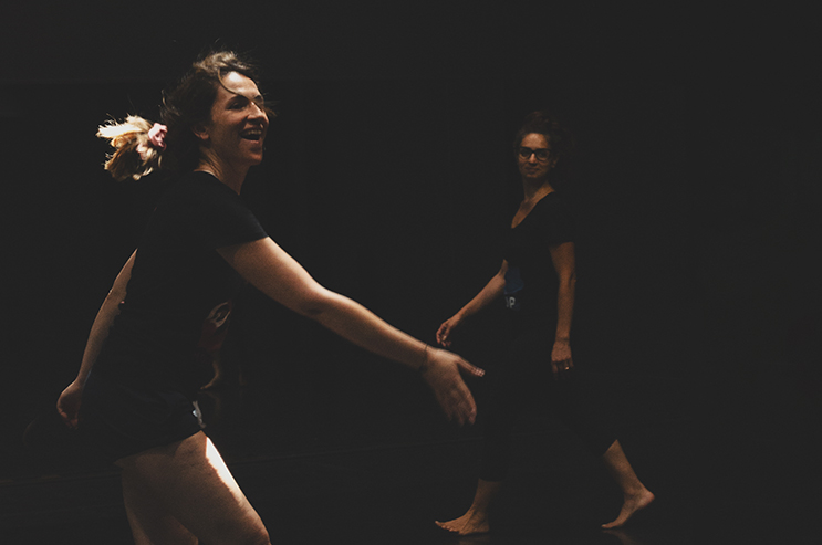 In the photo there are some members of the movin'op theater company during the rehearsals of a theatrical show